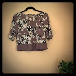 Beautiful Banana Republic 3/4 length Sleeve Blouse